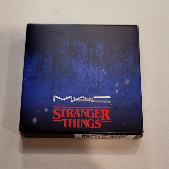 MACxStranger Things collab. (2022) - Picture 7 of 8